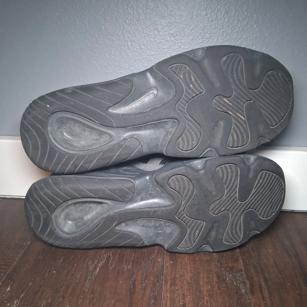 Nike Tech Hera Anthracite Suede Sneakers (DR9761-003)